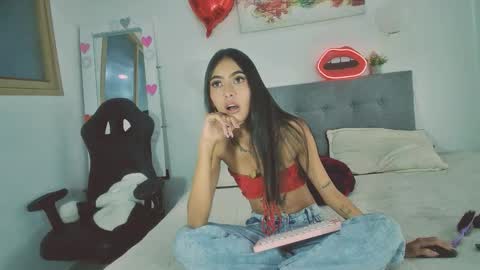 Amber  online show from March 2026 08:14:01 PM