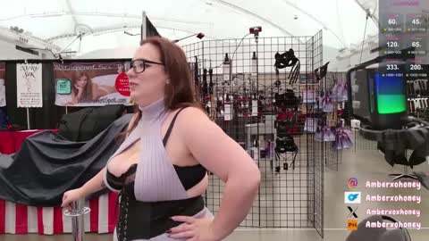 Amber Honey  online show from February 2025 08:26:02 PM