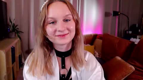 Snapshot of amelia_blondie chatting on March 2026 09:10:01 PM Amelia online show from March 2026 09:10:01 PM