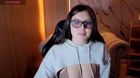 Snapshot of amelia_grace_tf chatting on June 2026 01:47:01 PM amelia_grace_tf online show from June 2026 01:47:01 PM