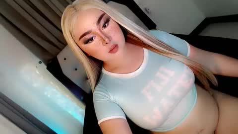 amelia_nicole08 online show from September 2025 07:56:02 AM