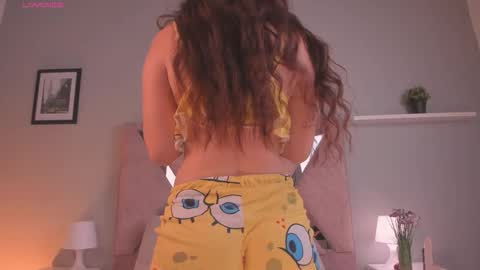 Snapshot of amelia_saenz_ chatting on February 2026 11:27:02 AM Amelia online show from February 2026 11:27:02 AM