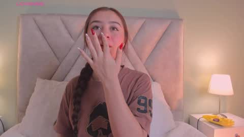 Snapshot of amelia_saenz_ chatting on February 2026 07:32:02 PM Amelia online show from February 2026 07:32:02 PM