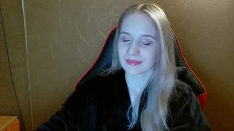 Snapshot of ameliaa333 chatting on June 2026 07:14:02 PM Amelia online show from June 2026 07:14:02 PM