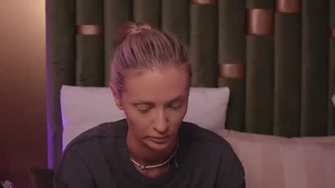 Snapshot of ameliaangell chatting on July 2026 08:02:01 PM Amelia online show from July 2026 08:02:01 PM