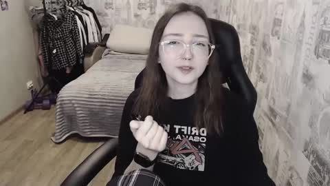 Snapshot of ameliakamishiro chatting on December 2024 12:24:01 PM Amelia online show from December 2024 12:24:01 PM