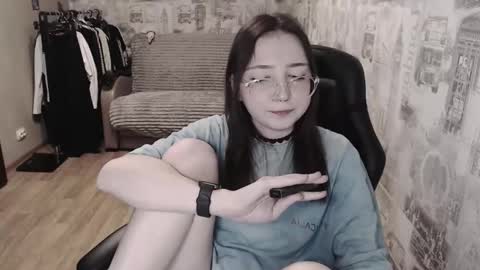 Snapshot of ameliakamishiro chatting on March 2025 07:06:02 PM Amelia online show from March 2025 07:06:02 PM