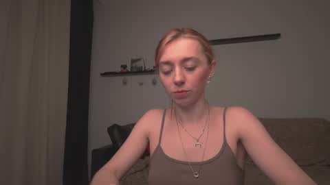 Amelia   online show from February 2025 04:15:01 PM