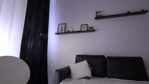 Amelia   online show from March 2026 11:05:02 AM