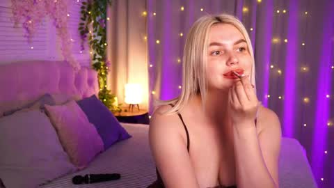 Snapshot of ameliawells chatting on June 2026 03:52:02 AM Amelia online show from June 2026 03:52:02 AM