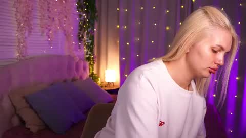 Snapshot of ameliawells chatting on June 2026 04:10:02 AM Amelia online show from June 2026 04:10:02 AM