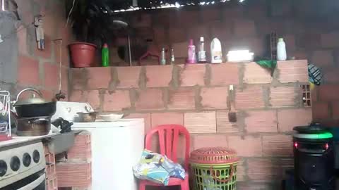 Snapshot of amelie01bronw chatting on February 2025 03:52:01 PM amelie brown online show from February 2025 03:52:01 PM