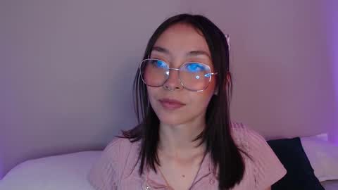 Snapshot of amelie_bss chatting on February 2025 08:42:01 PM Amelie online show from February 2025 08:42:01 PM