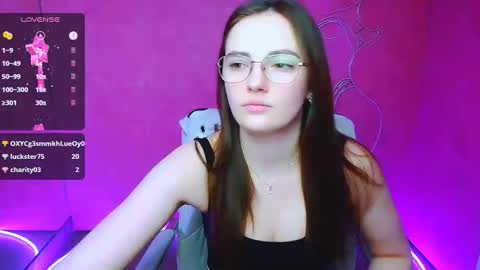 Amelie online show from February 2025 09:15:01 AM