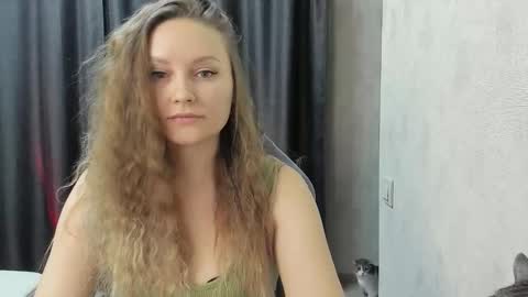 Snapshot of ameliecameron chatting on October 2025 08:52:02 PM amelie online show from October 2025 08:52:02 PM