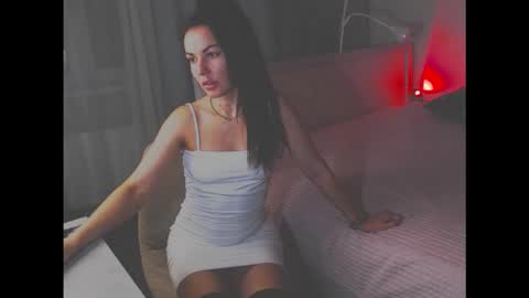 amelinamersi online show from September 2025 05:46:02 PM