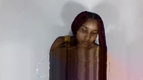 amelisy20005 online show from March 2026 07:02:02 PM