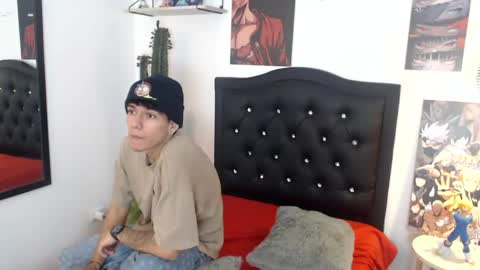 Snapshot of amethystshadow chatting on May 2026 04:09:02 AM amethystshadow online show from May 2026 04:09:02 AM