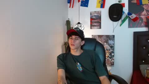 Snapshot of amethystshadow chatting on July 2026 05:14:01 AM amethystshadow online show from July 2026 05:14:01 AM