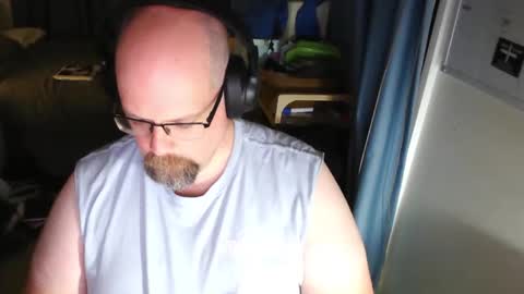 Andy online show from November 2025 11:23:02 AM