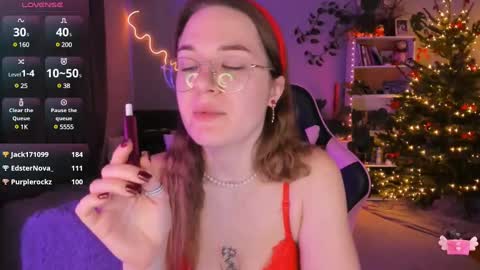 Hi-hi I am Kate welcome to my sexy room online show from December 2024 09:06:02 AM