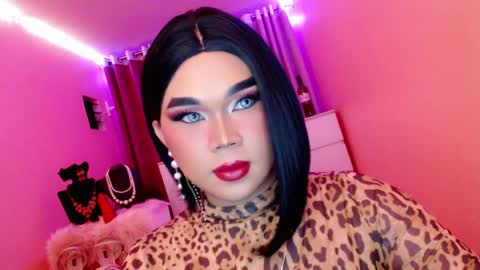 Queen Mireska online show from February 2025 07:08:02 PM