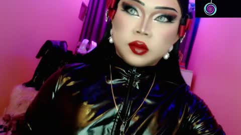 Snapshot of amiadoll chatting on June 2026 02:55:02 PM Queen Mireska online show from June 2026 02:55:02 PM