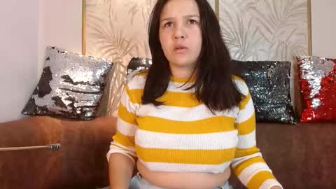 Snapshot of amie_gh chatting on September 2025 11:32:01 AM Amie  online show from September 2025 11:32:01 AM