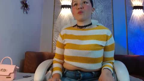 Snapshot of amie_gh chatting on September 2025 12:18:01 PM Amie  online show from September 2025 12:18:01 PM