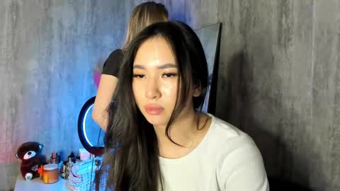 Amina online show from February 2025 07:21:01 PM