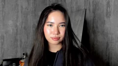 Amina online show from March 2025 07:42:02 PM