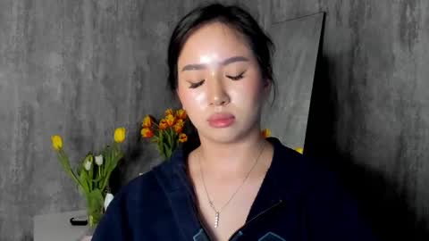 Amina online show from March 2025 06:12:02 PM