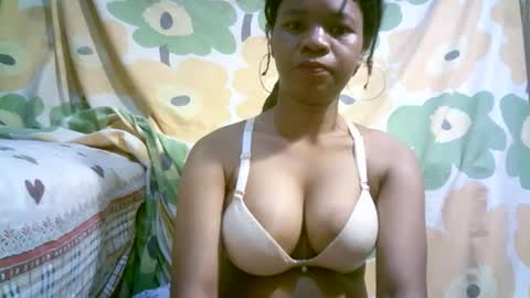 aminah01 online show from November 2025 12:27:02 AM