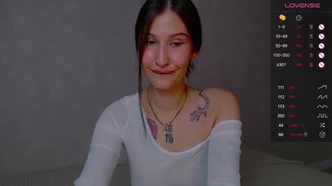 Camilla online show from October 2025 11:38:02 PM