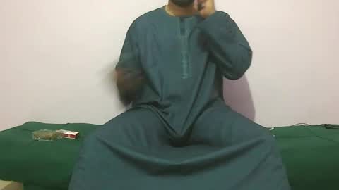 Snapshot of amir_elaraby chatting on September 2025 10:03:02 PM Amir online show from September 2025 10:03:02 PM