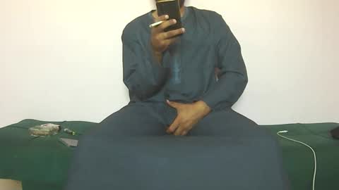 Snapshot of amir_elaraby chatting on September 2025 10:53:02 AM Amir online show from September 2025 10:53:02 AM