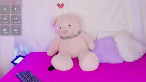 Snapshot of amira_princesswc chatting on May 2026 07:18:01 PM amira_princesswc online show from May 2026 07:18:01 PM