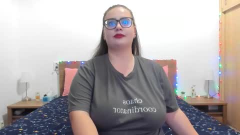 Amira Vyxen online show from January 2026 09:07:02 PM