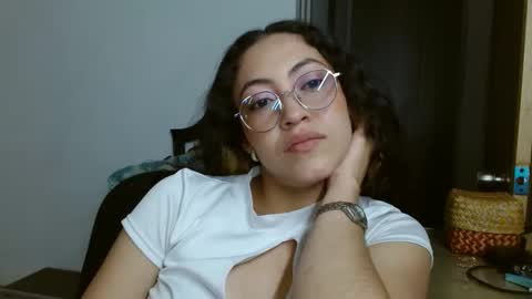 amitlu_ online show from December 2024 11:25:01 PM