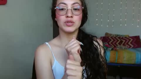 amitlu_ online show from October 2025 06:30:01 PM