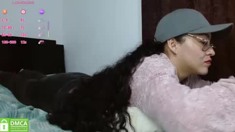 amitlu_ online show from April 2026 03:09:01 AM