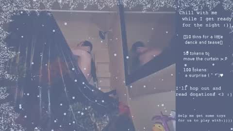 amituist online show from December 2025 04:09:01 AM