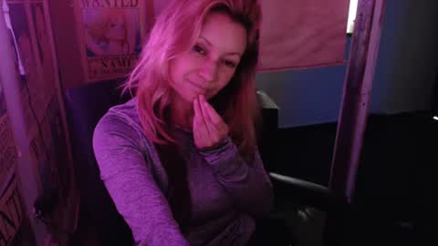 Paula D online show from February 2025 05:46:02 PM