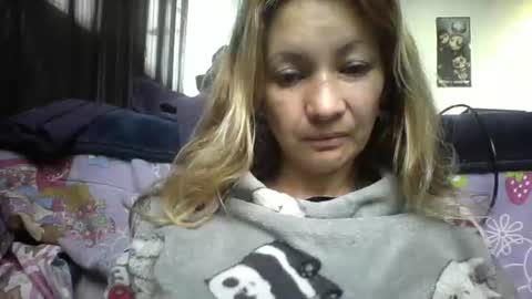 Snapshot of ammber3 chatting on June 2026 11:27:01 AM Paula D online show from June 2026 11:27:01 AM
