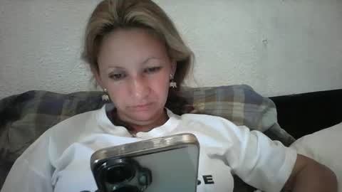 Snapshot of ammber3 chatting on July 2026 05:45:01 AM Paula D online show from July 2026 05:45:01 AM