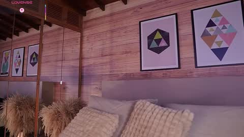 Ammy Scott  online show from October 2025 10:53:02 PM