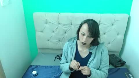 Snapshot of amoremerchmar chatting on July 2026 03:43:01 AM amoremerchmar online show from July 2026 03:43:01 AM