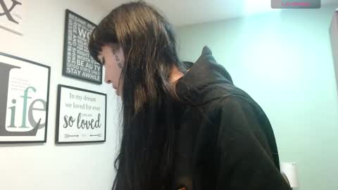 Amy 3 online show from March 2025 05:03:02 AM