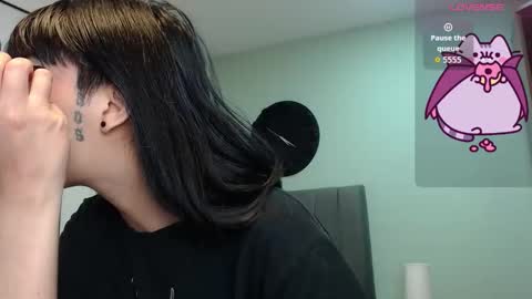 Amy 3 online show from February 2026 04:17:02 AM