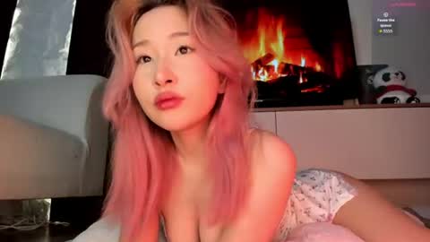 Snapshot of amy_akim chatting on July 2026 02:27:01 AM Amy Akime online show from July 2026 02:27:01 AM